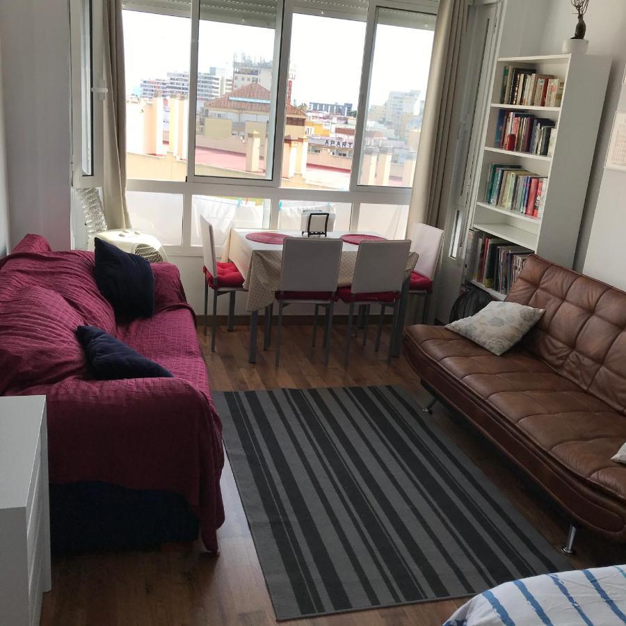 LOFT Estudio Reformado en TORREMOLINOS Centro a 10 minutos Playa Torremolinos Exterior foto